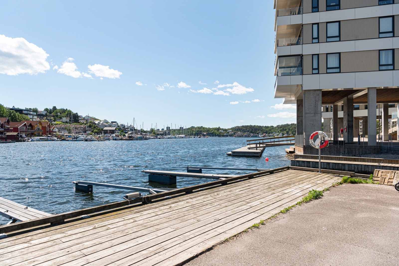 Sjøen omkranser Kilen brygge! Galleribilde