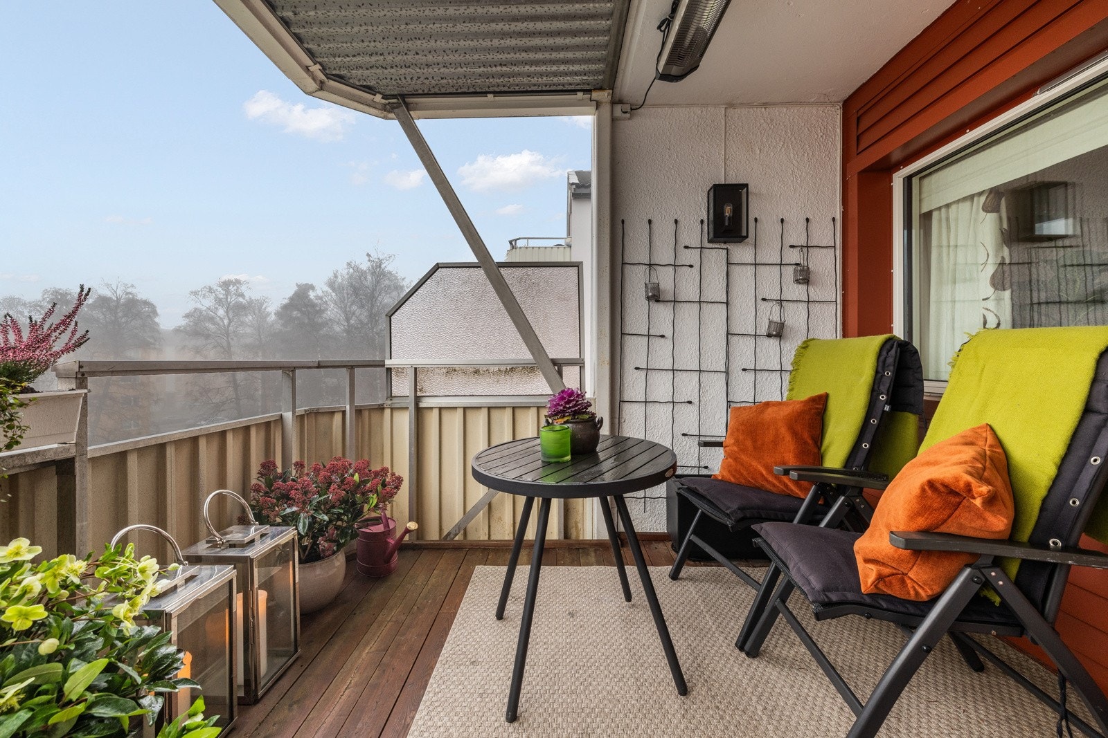 Solrik, vestvendt balkong på 11 m². Galleribilde