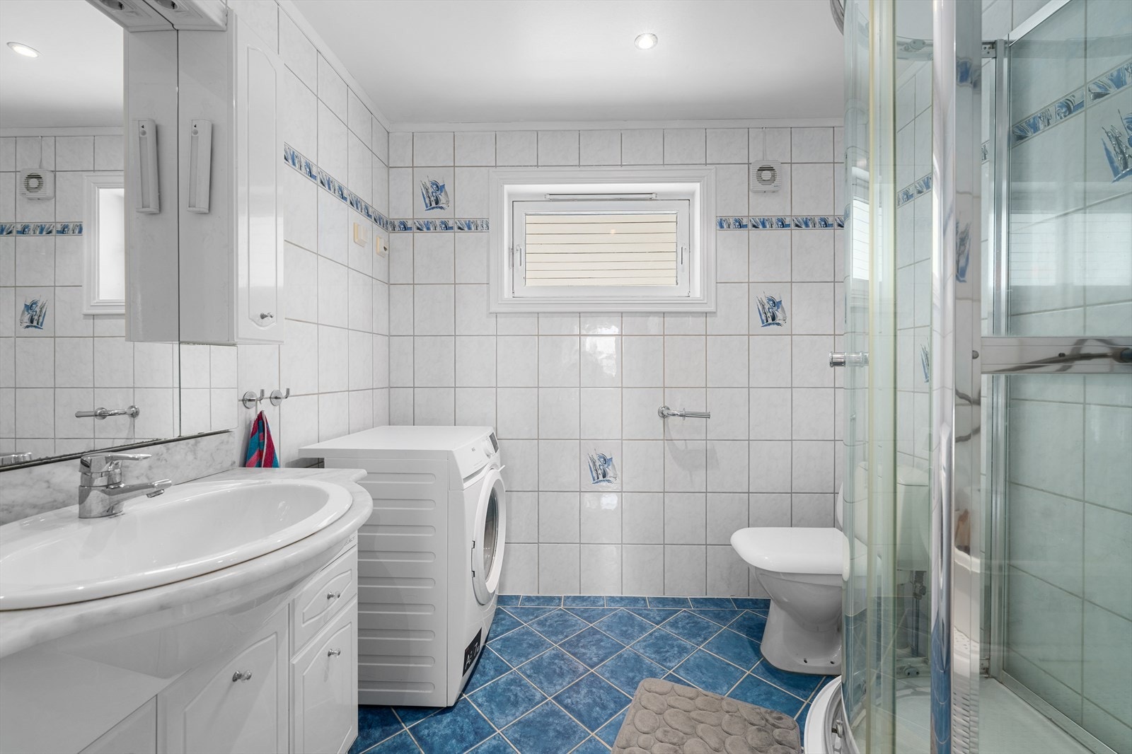 Baderom - Utleiedel. Galleribilde