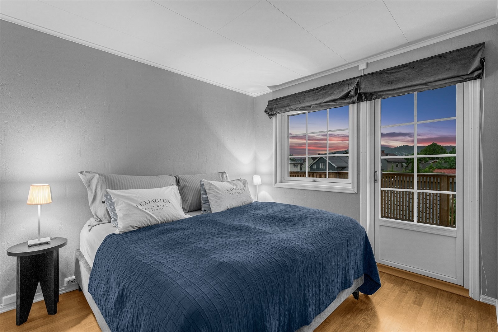 I 2. etasje er det inngang til tre gode soverom. Galleribilde