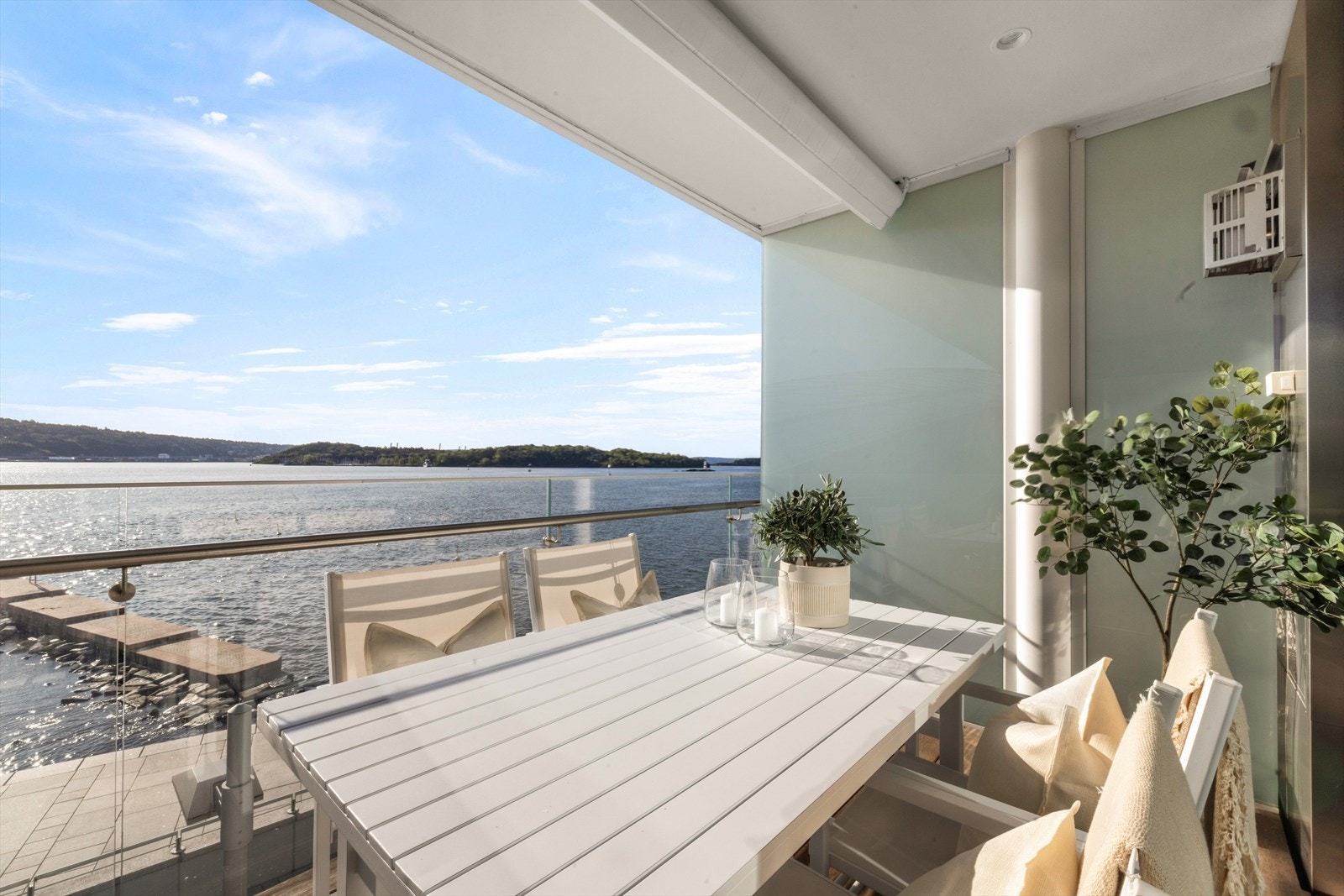 Utsikt mot innseilingen og Hovedøya. Galleribilde