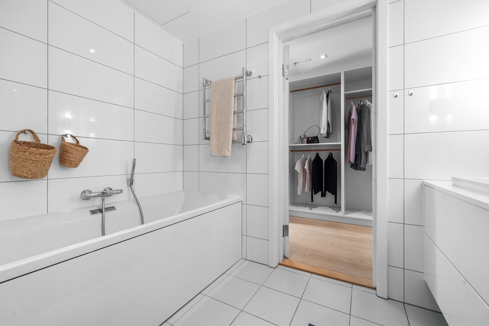 Hovedbad. Galleribilde