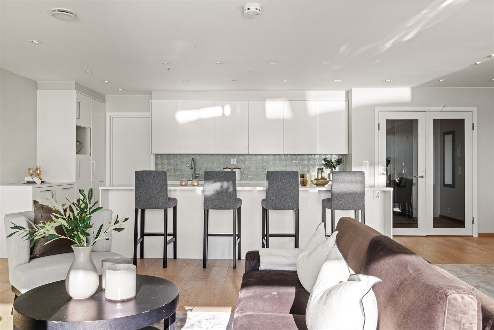 Smart barløsning på kjøkkenet. Galleribilde