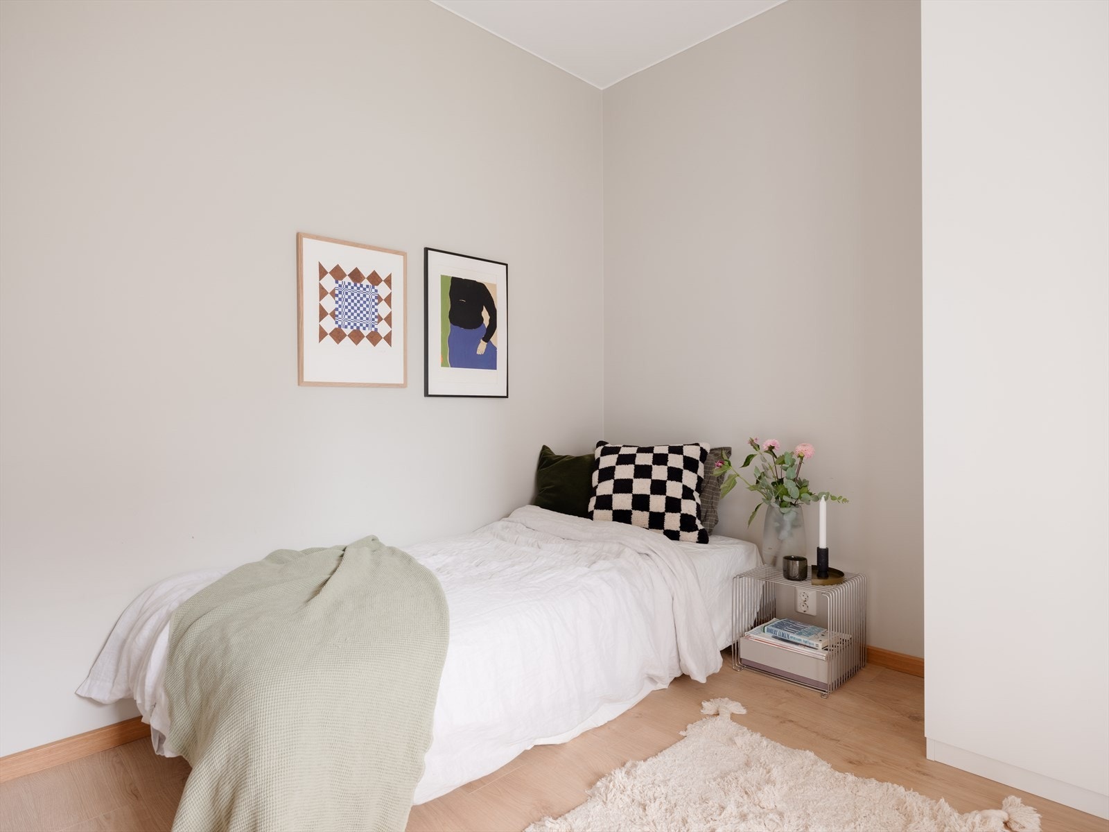 Soverom II passer perfekt som barnerom, gjesterom eller kontor. Galleribilde