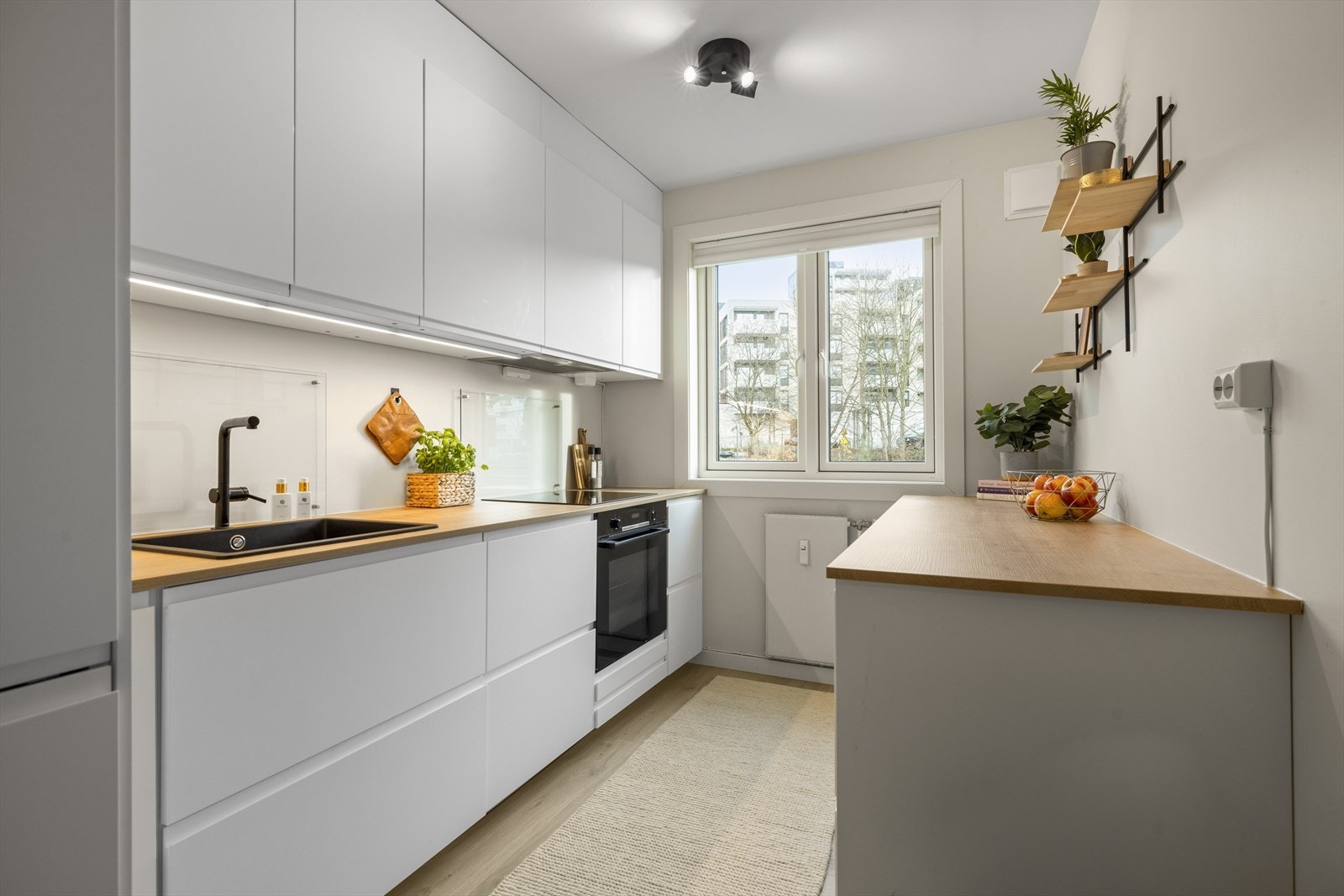 Lys og tiltalende 2-roms leilighet med god planløsning i sentralt og attraktivt boligområde Galleribilde