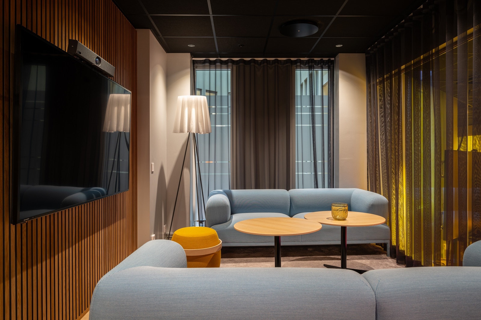 Ledig areal i 2 etasje. Etasjen ble totalrehabilitert i 2022. Galleribilde