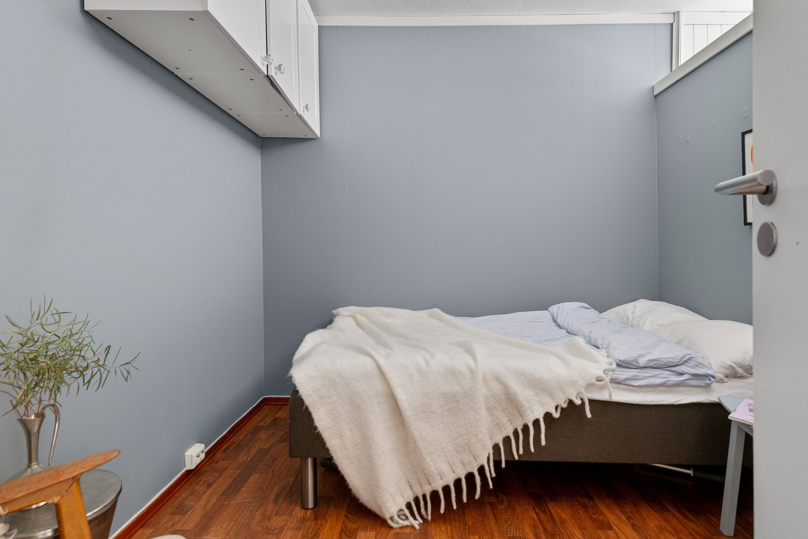 Alkoven er en plassbesparende og praktisk løsning som utnytter arealet effektivt. Galleribilde