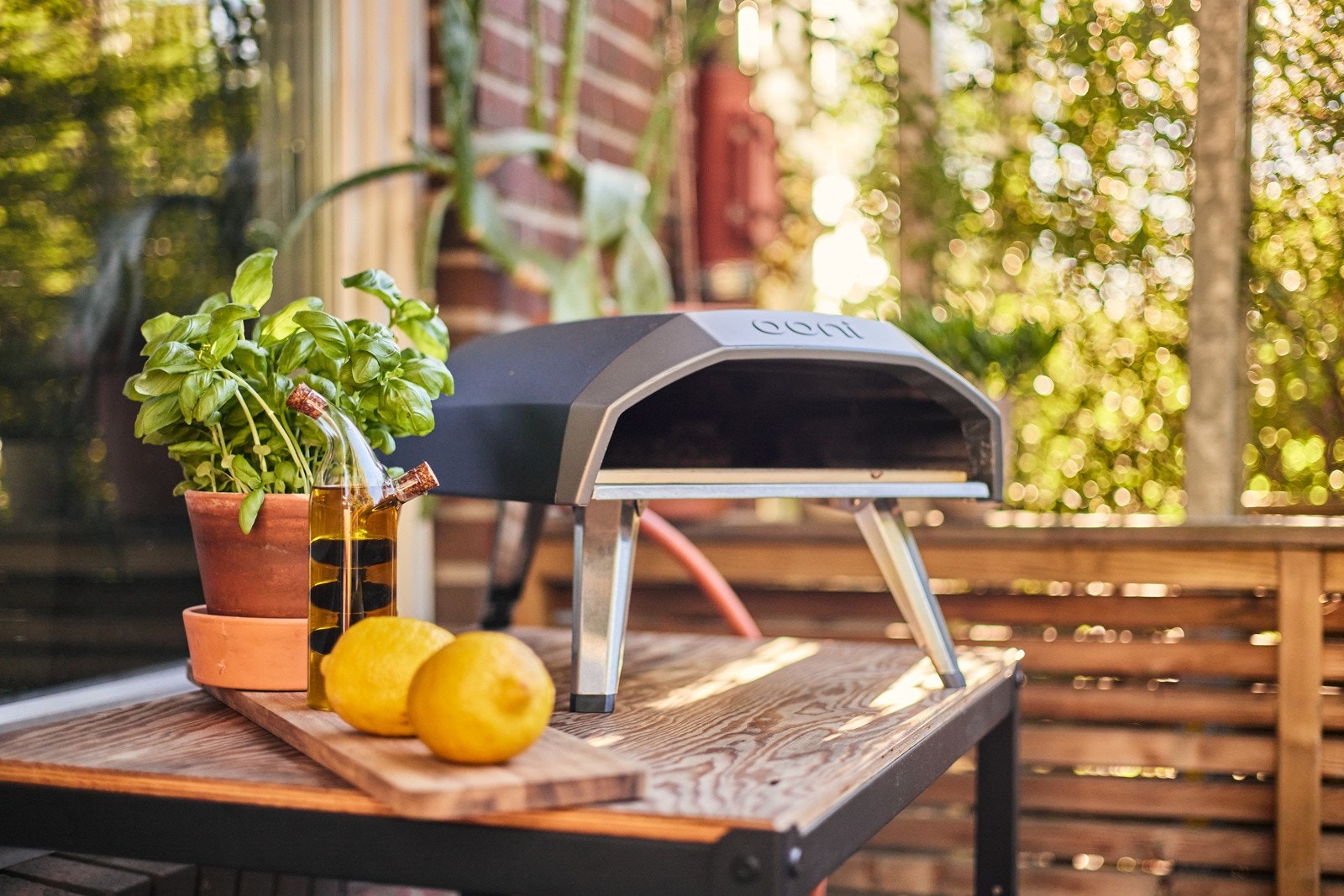 Det er tillatt med bruk av gass- eller elektrisk grill. Galleribilde
