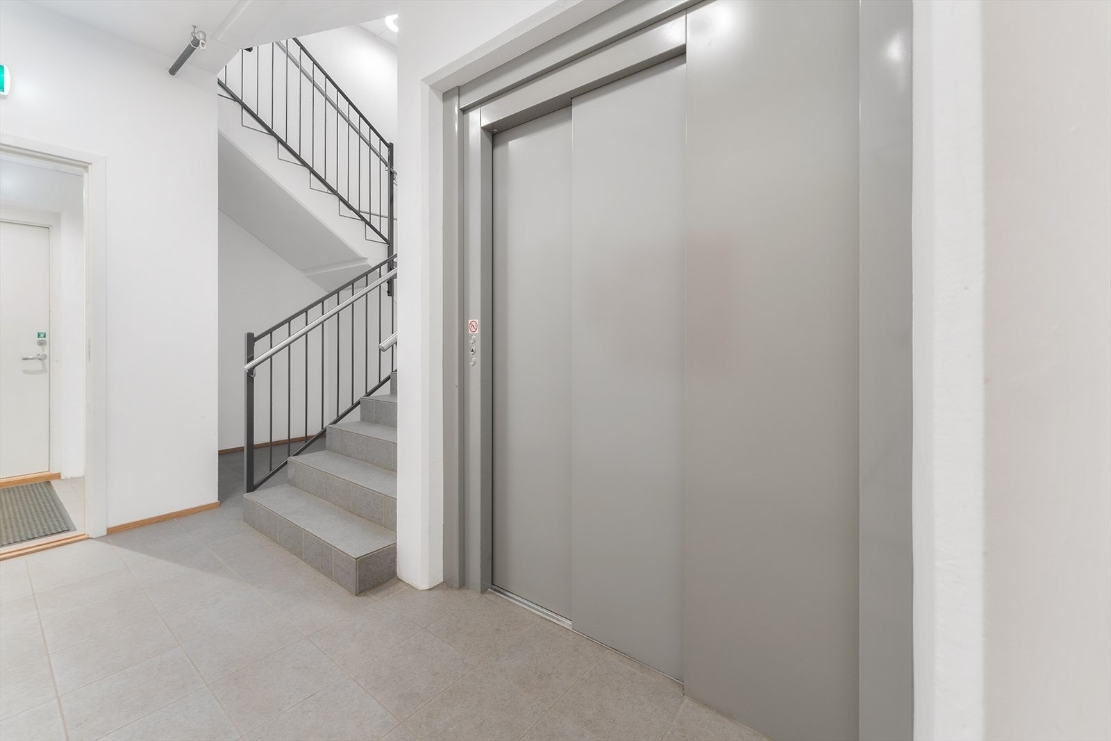 Trapperom/Heis Galleribilde