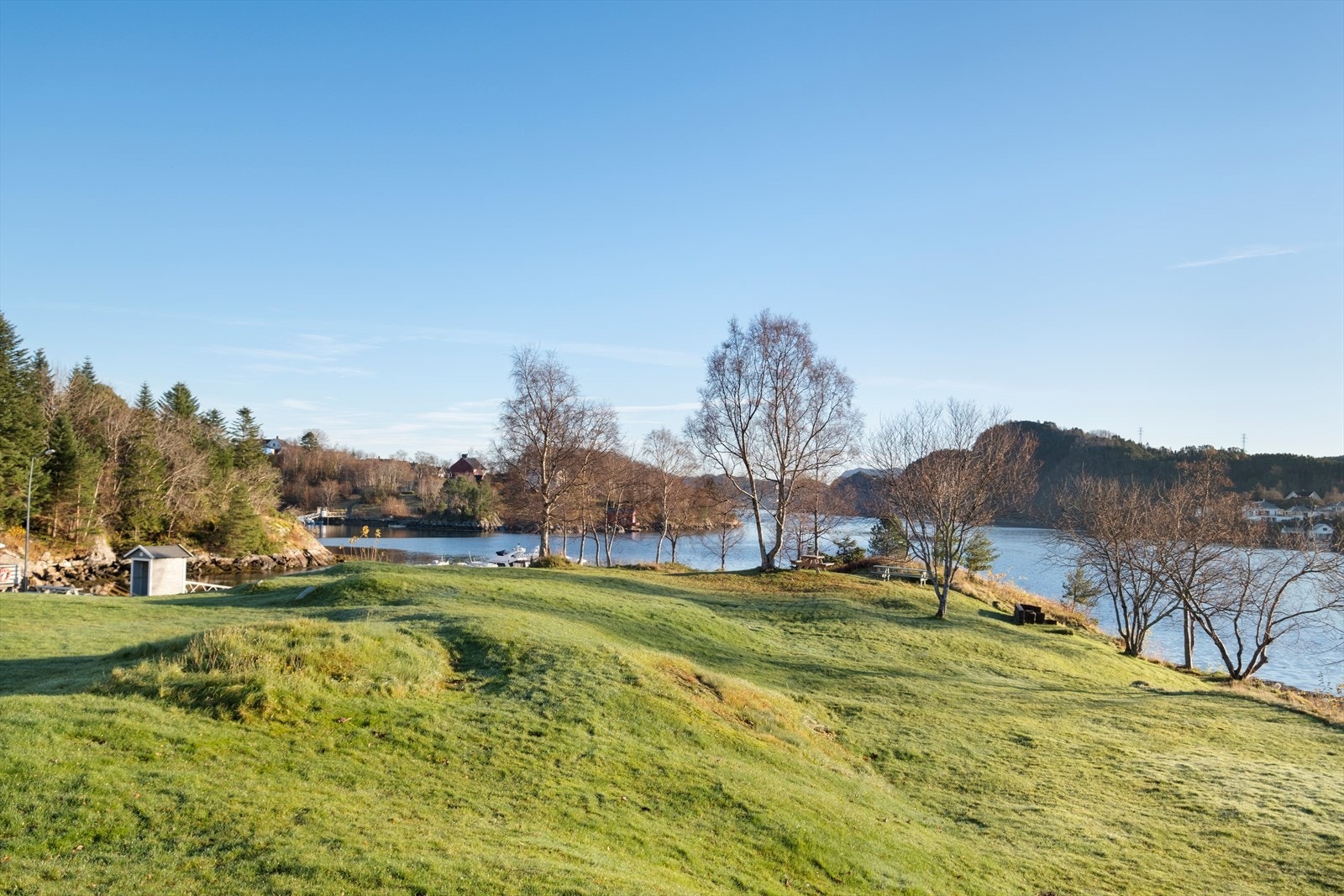 Uteområde mot øst. Galleribilde