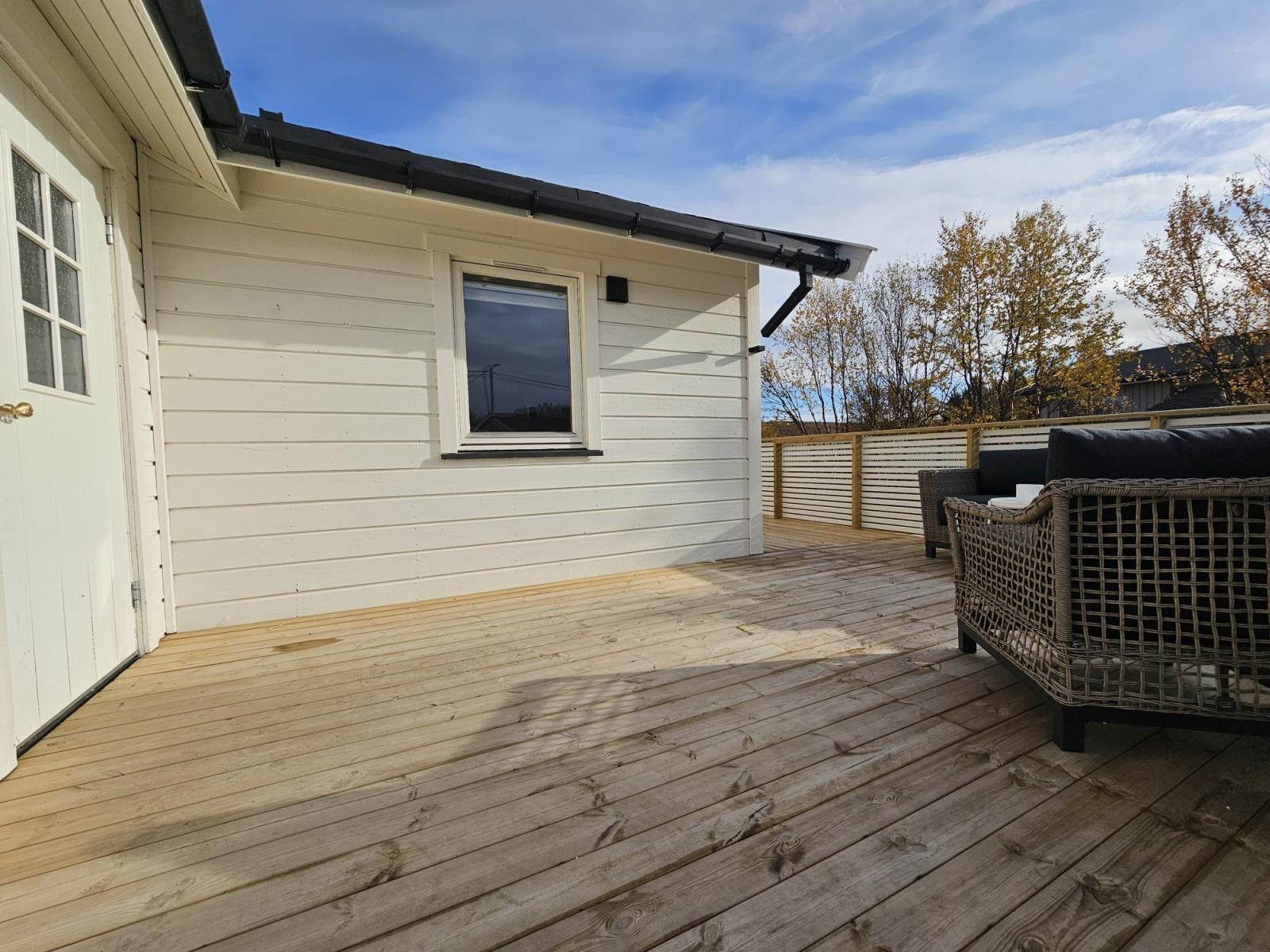 Terasse ved inngangspartiet Galleribilde