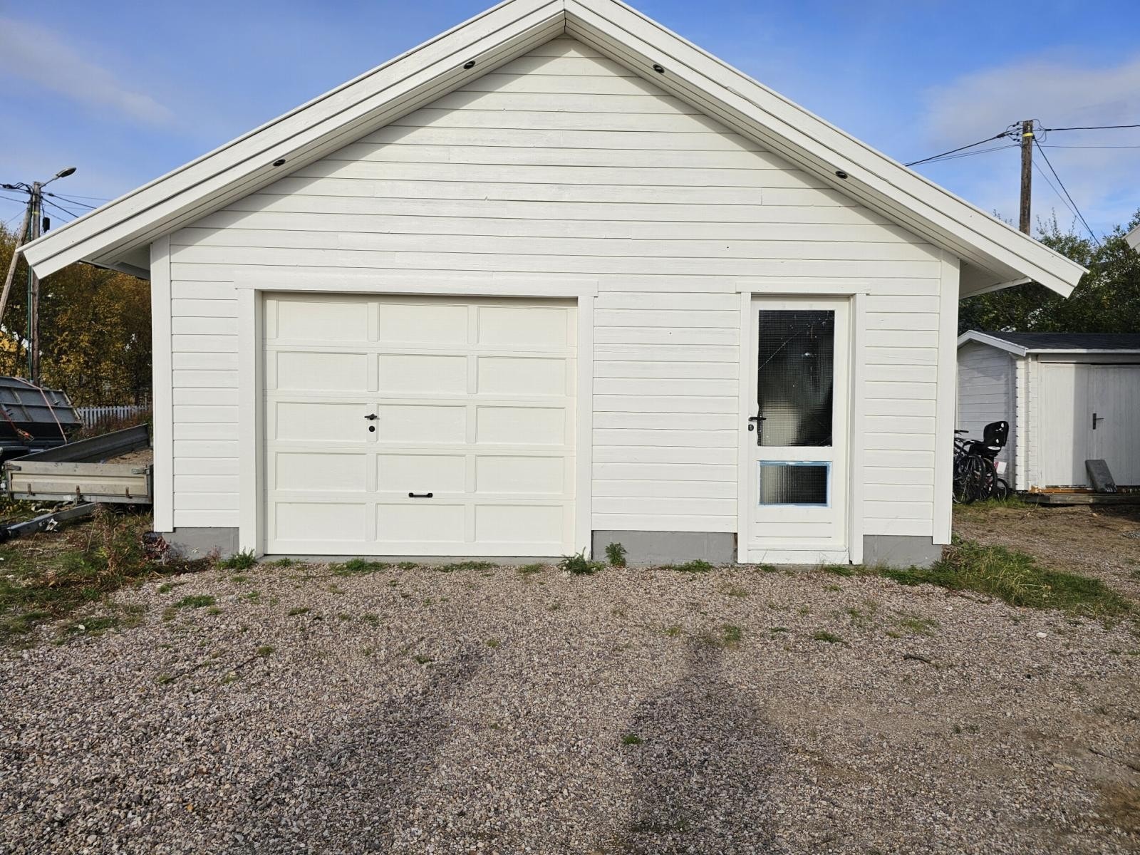 Garasje med innlagt strøm. Varmekabler i gulv (ikke tilkoblet) Galleribilde