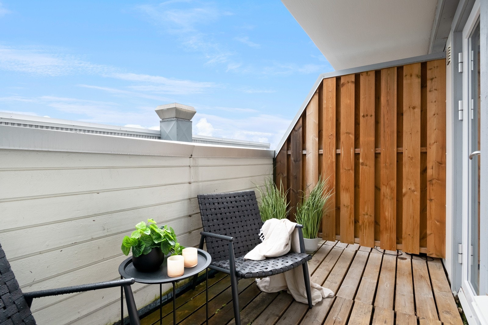 Plass til bord og stoler. Galleribilde