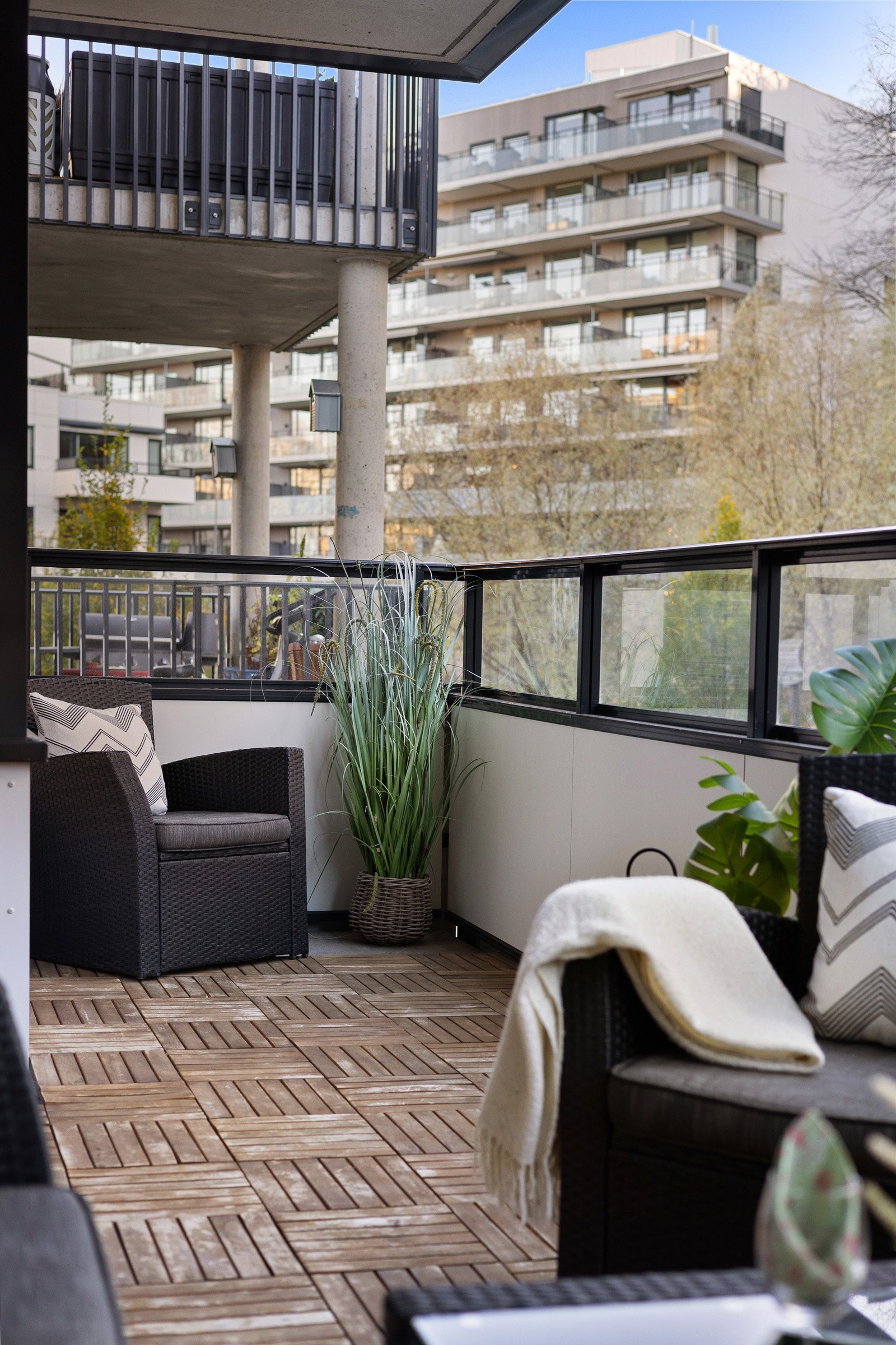 Det er tillatt å bruke gass- eller elektrisk grill på balkongen iht. husordensreglene. Galleribilde