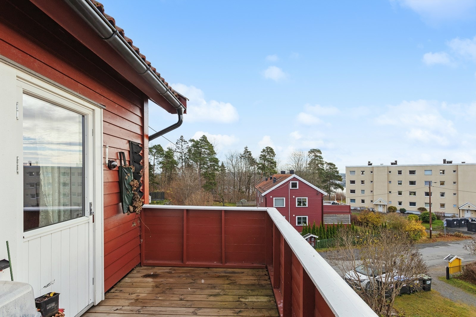 Verandaen er sydvendt og byr på gode solforhold. Galleribilde