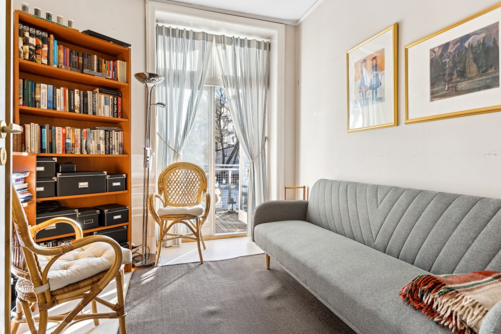 Leiligheten har to soverom - det ene soverom har balkong ut mot bakgård Galleribilde