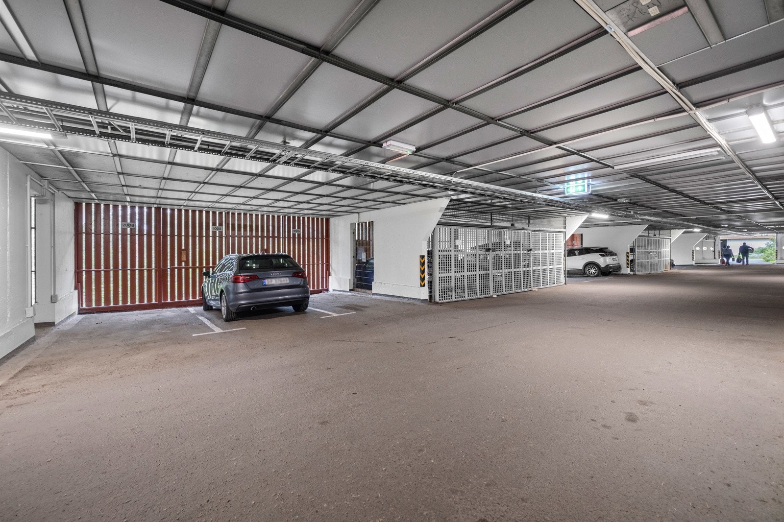 Det medfølger parkeringsplass i garasjekjeller Galleribilde