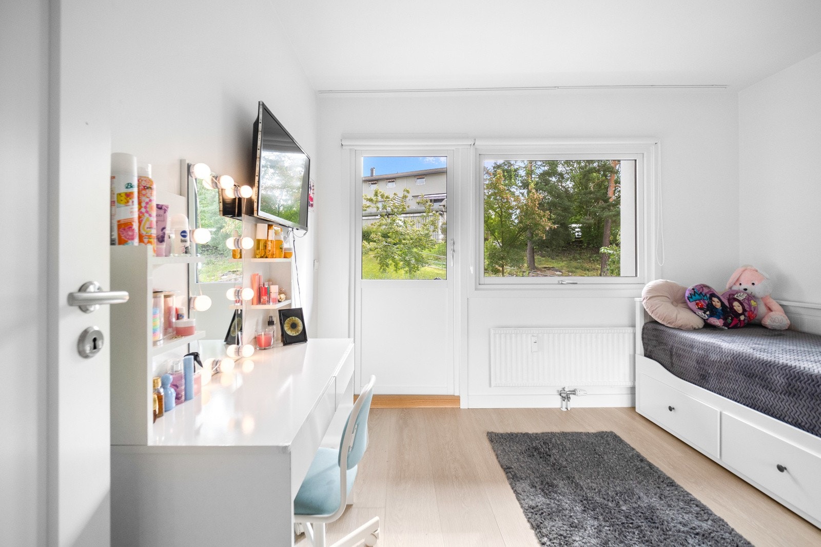 Soverom 3 med utgang til østvendt balkong Galleribilde