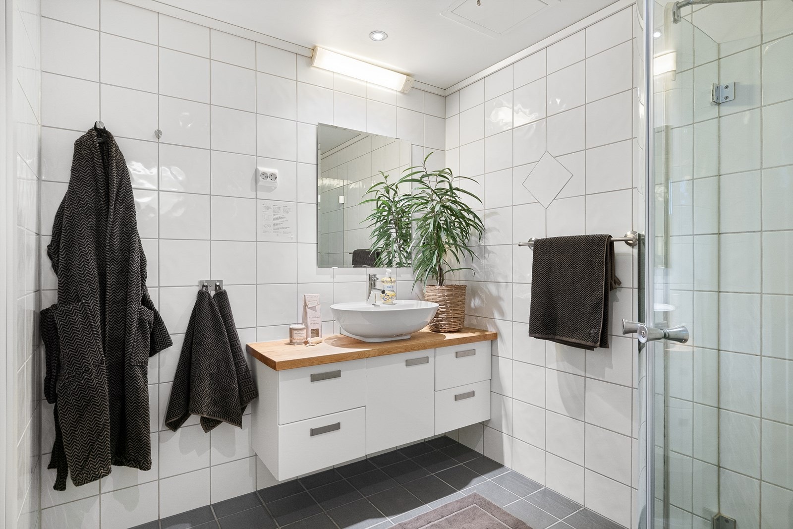 Bad i suiten. Galleribilde