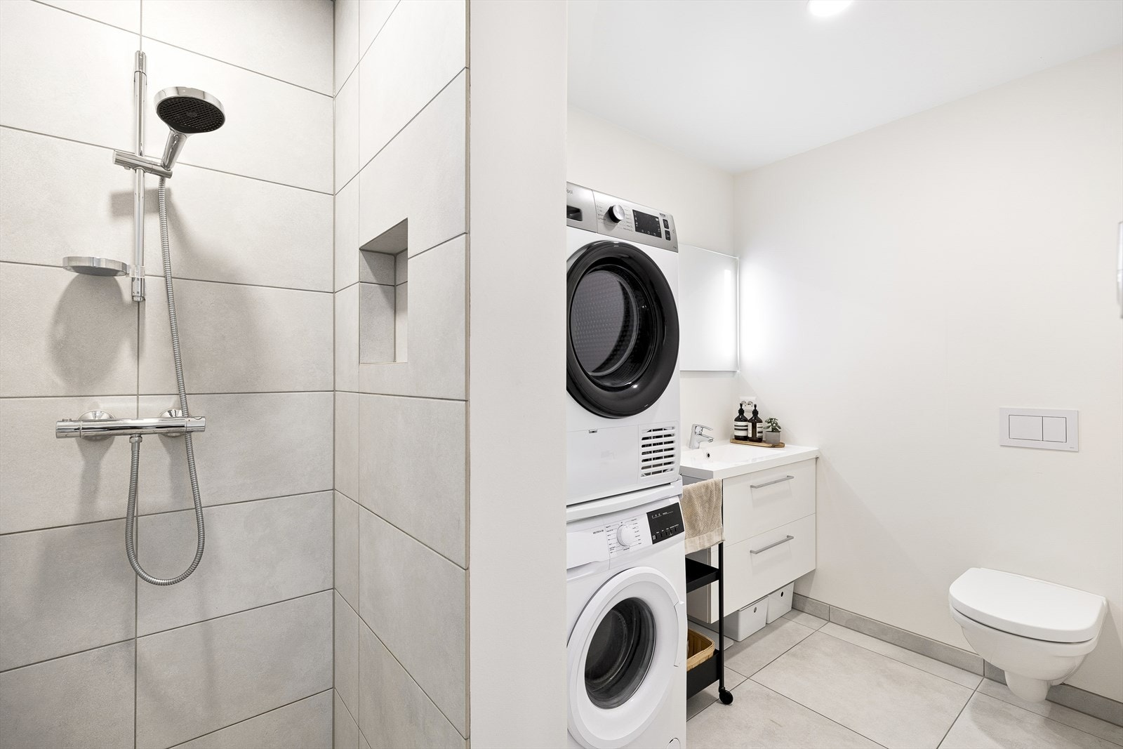 Bad med opplegg til vaskemaskin og tørketrommel
, utleiedel Galleribilde