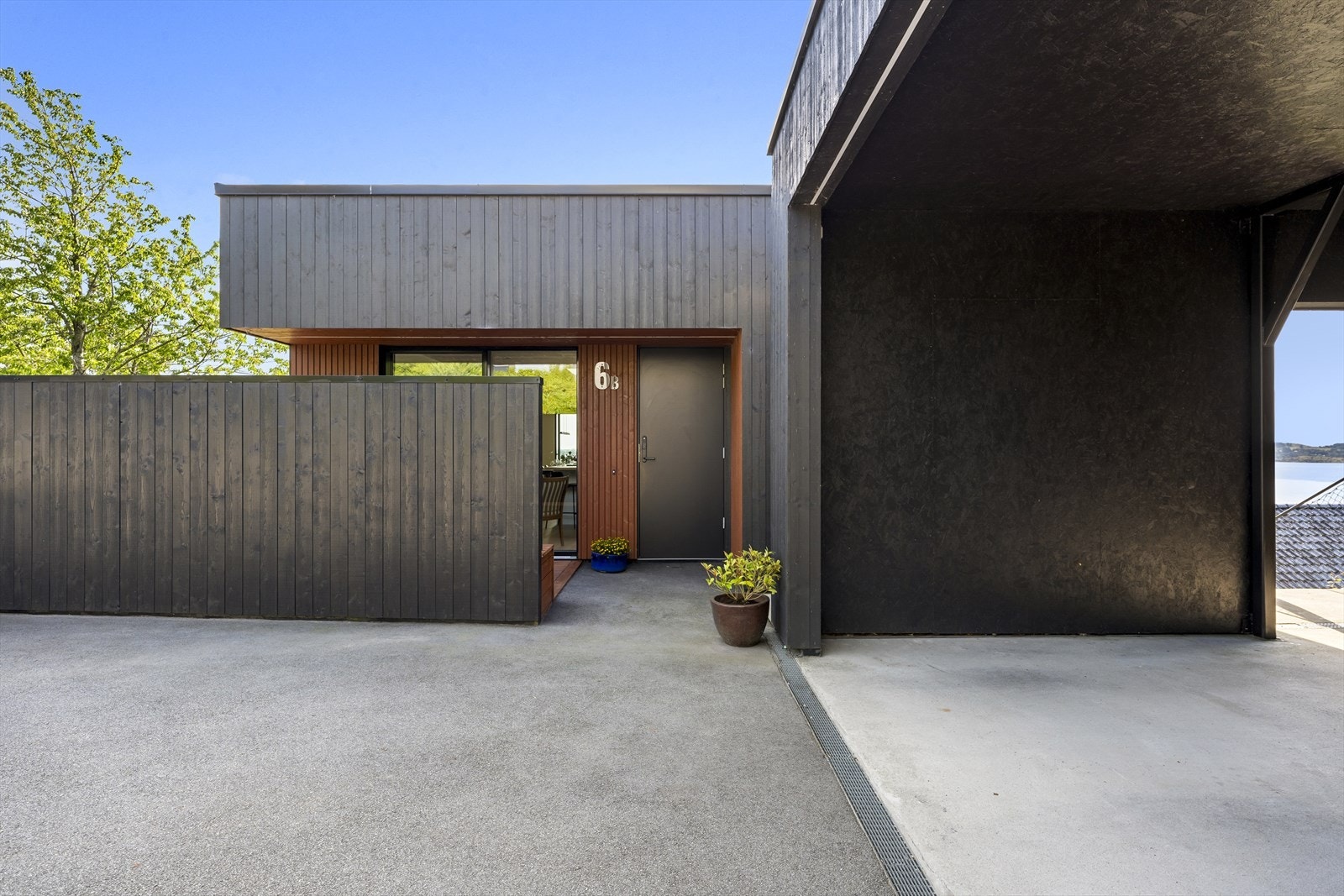 Opparbeidet gårdsrom Galleribilde