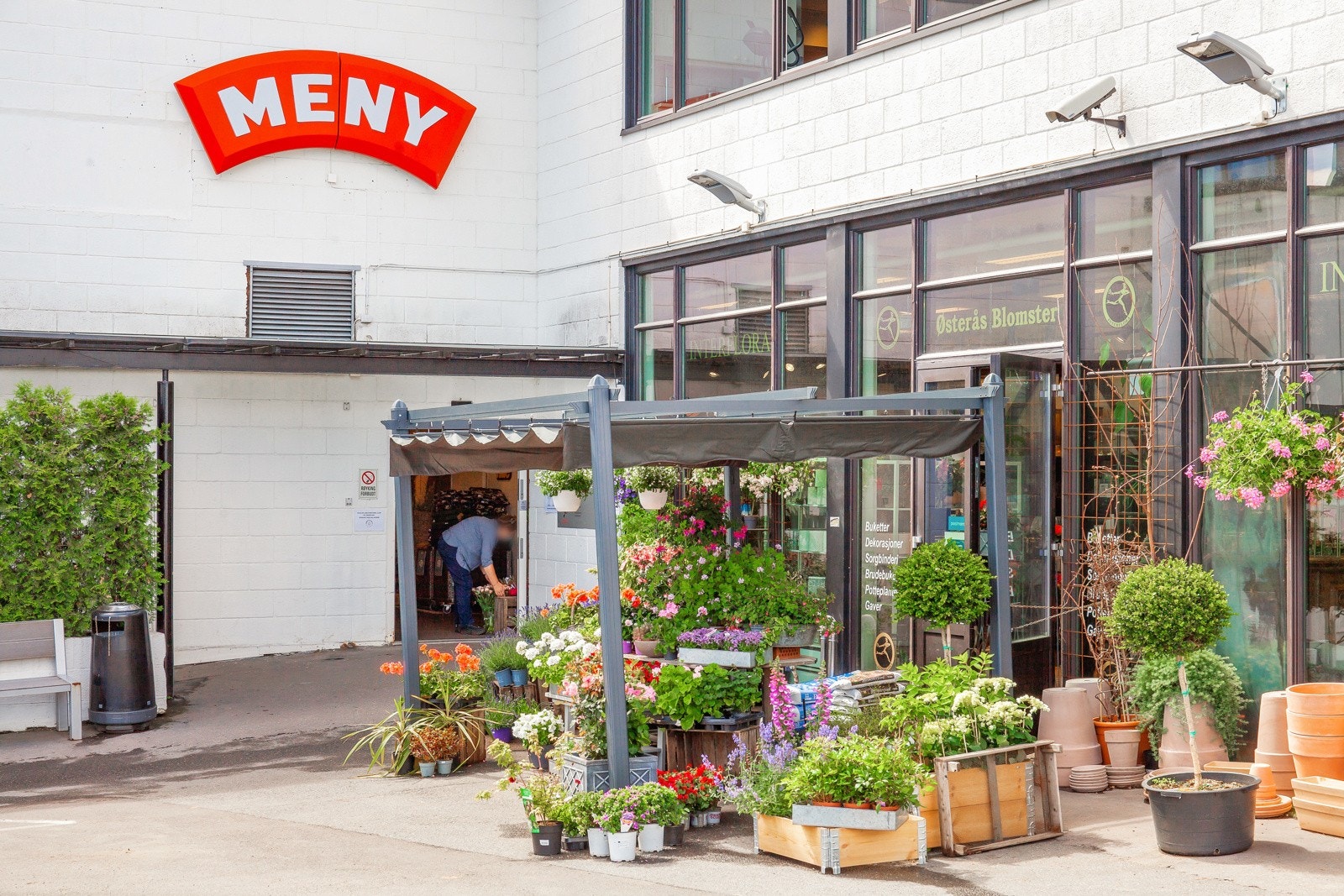 Østerås senteres i gangavstand fra boligen Galleribilde