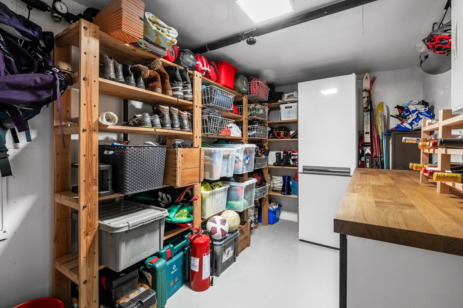 På kjellerplan har du også en romslig bod for ytterligere oppbevaringsplass Galleribilde