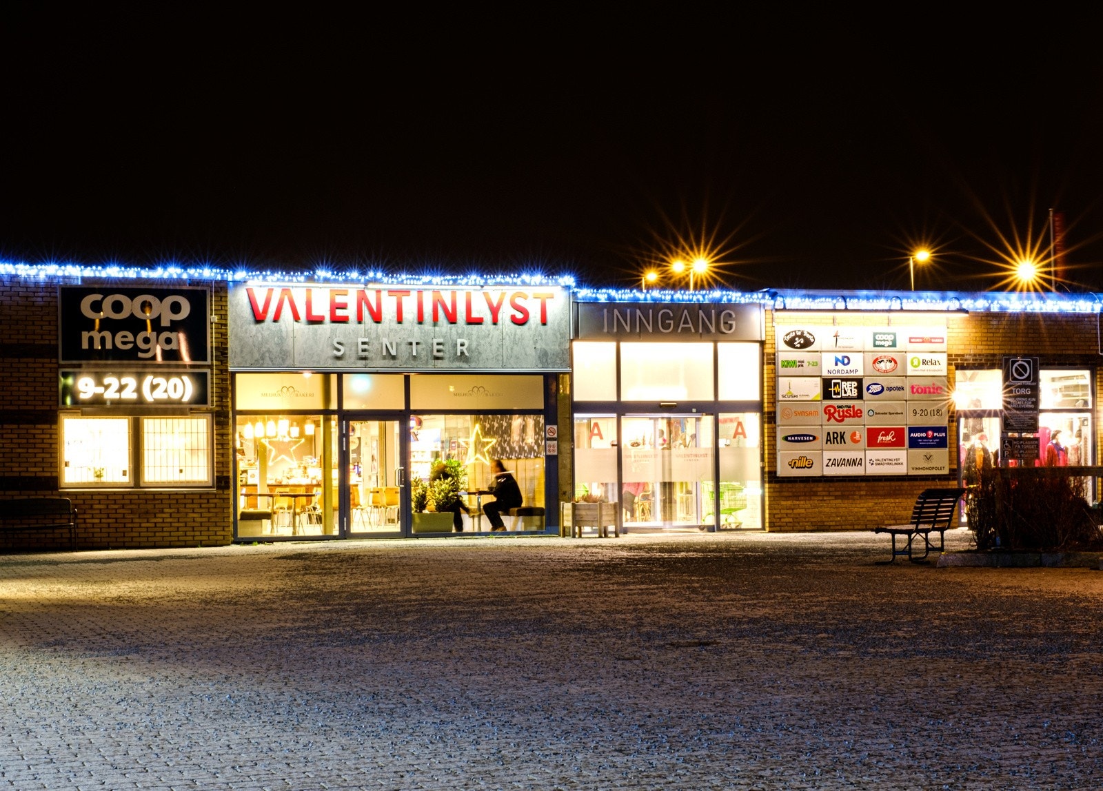 Valentinlystsenteret kan by på både apotek, frisør, dagligvare, vinmonopol og bakeri. Galleribilde