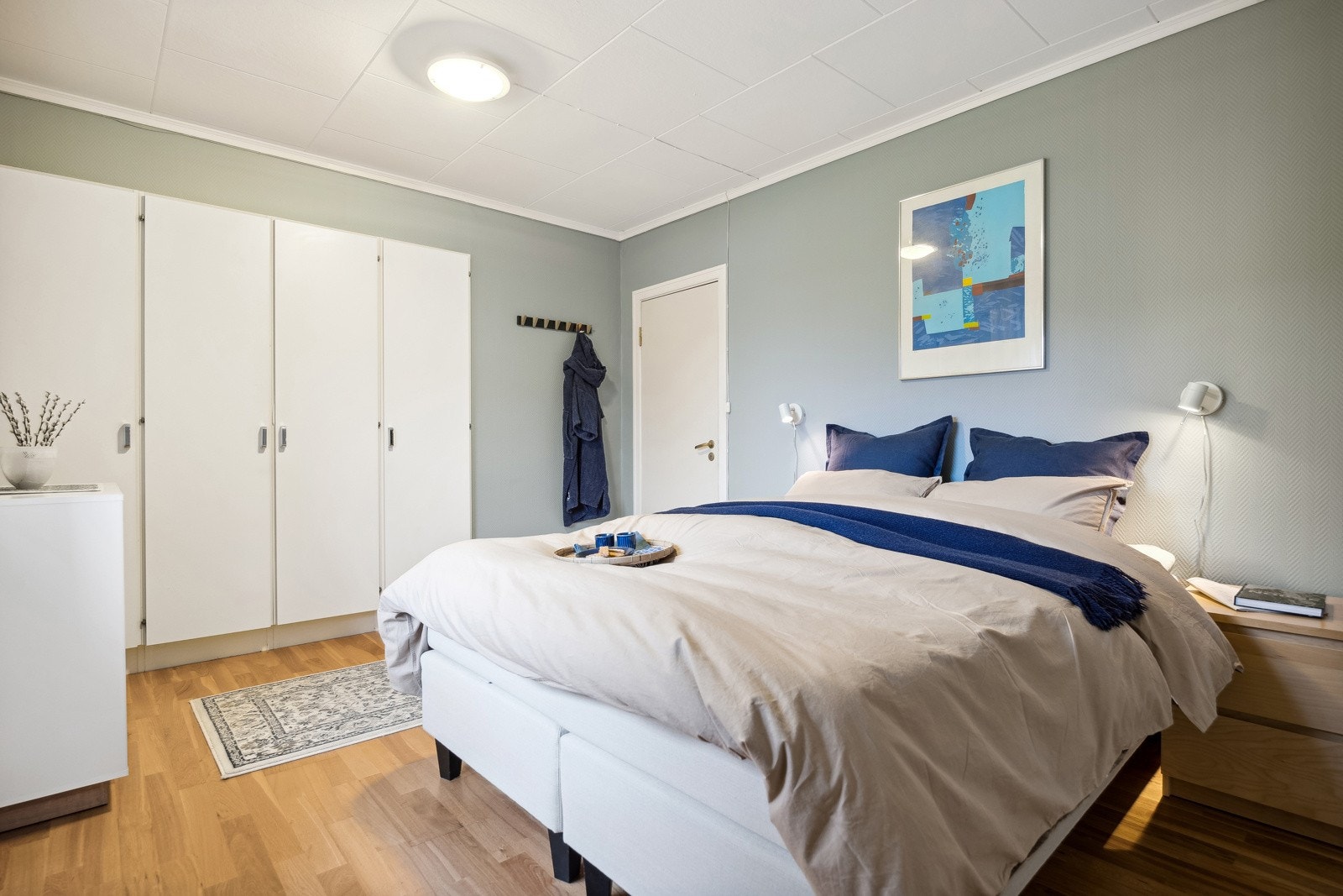 I første etasje finner man praktisk plassert alle soverommene på et plan. Galleribilde