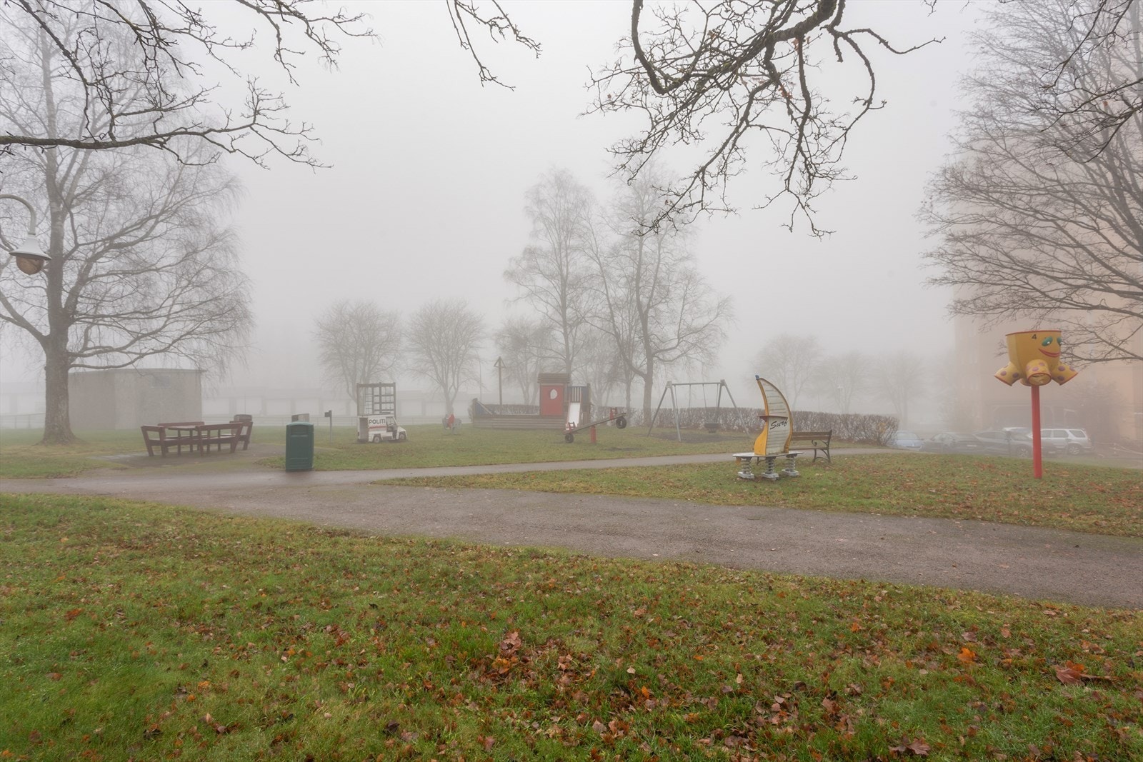 Flere lekeplasser i området for de små Galleribilde