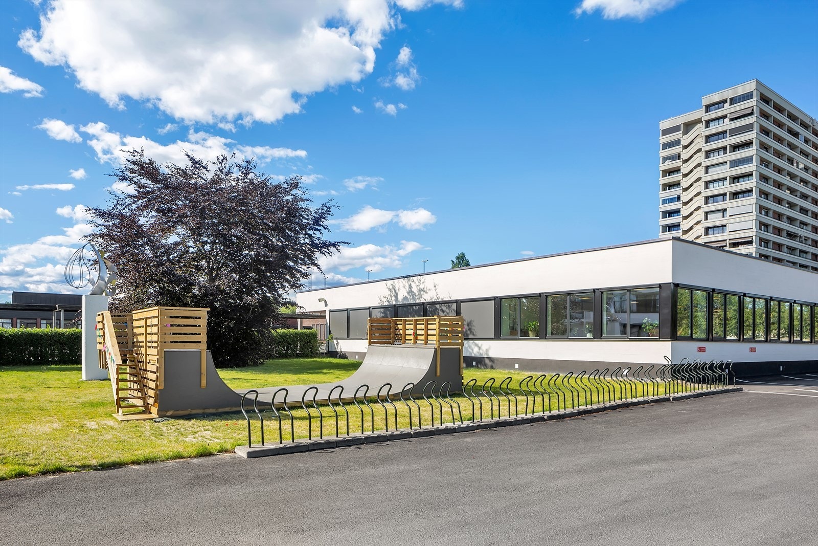 Hellerud videregående skole Galleribilde