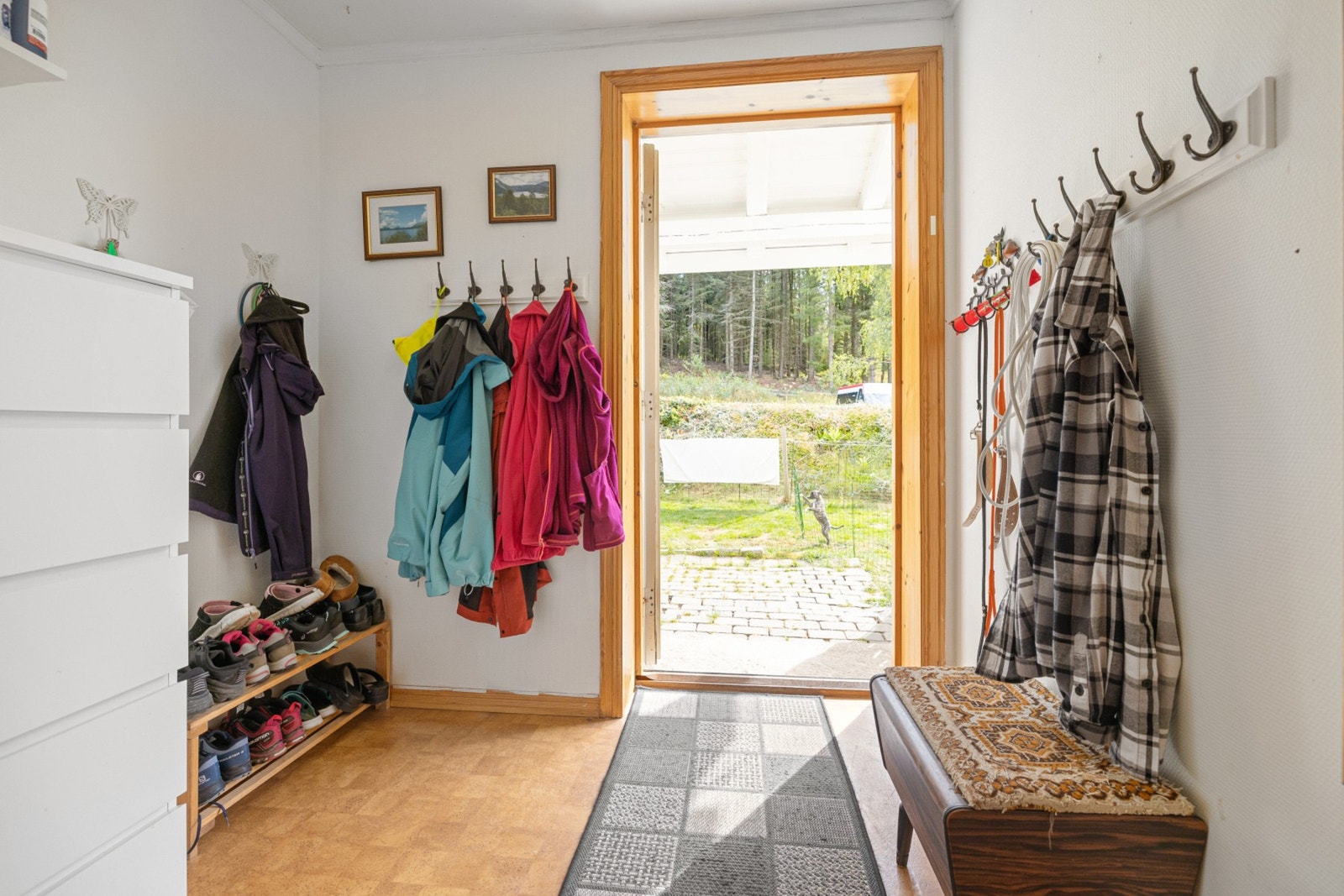 Velkommen inn i leilighet 716. Adgang via bakkeplan. Galleribilde