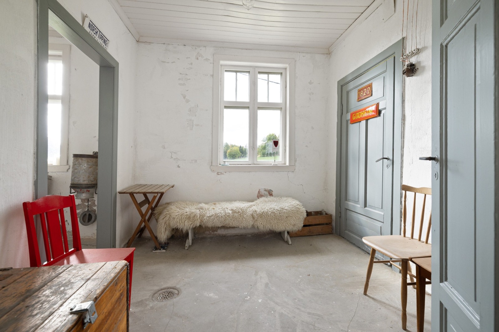 Eiendommen hadde tidligere et postkontor med postnummer 1822 Godheim. Galleribilde