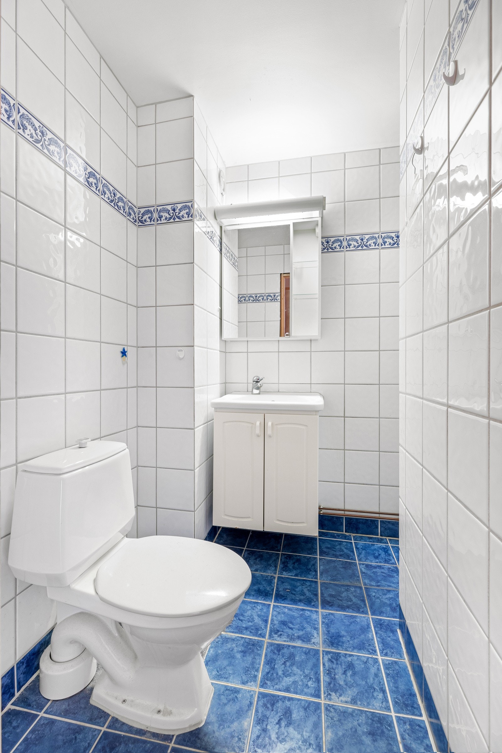 Bad II har tilgang fra entré og er på ca. 3 m². Galleribilde
