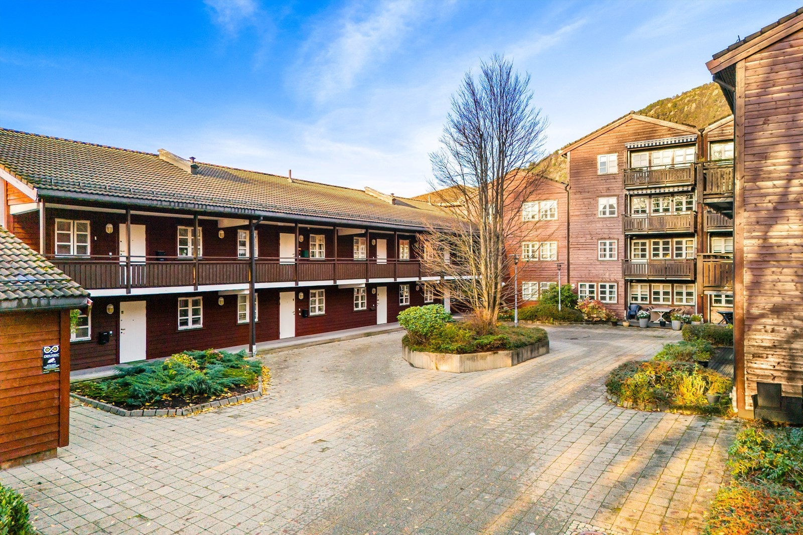 Leiligheten er en seniorbolig (+50) og har kort avstand til Bergen sentrum og alle servicetilbud. Galleribilde