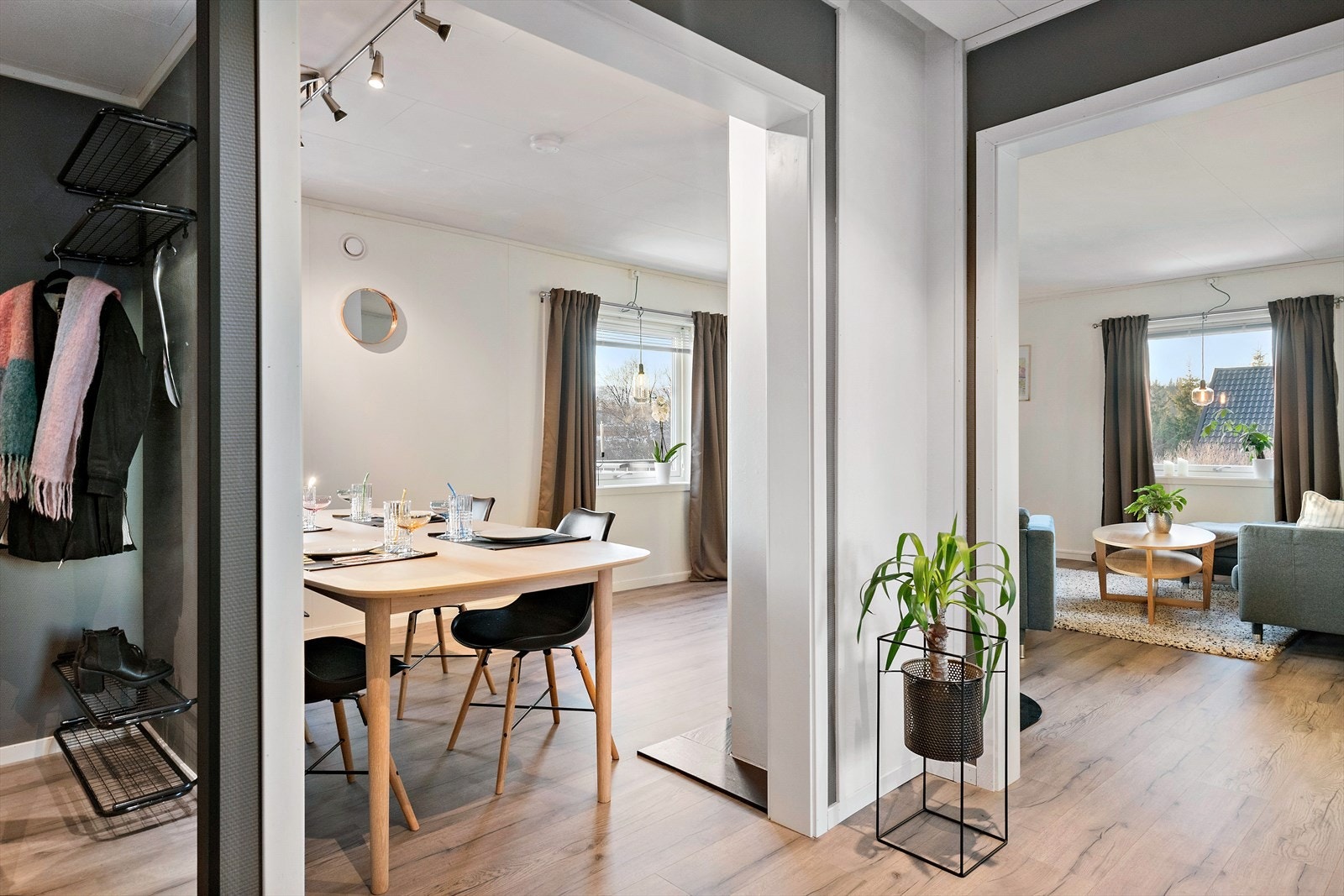 Hele leiligheten er malt i moderne farger. Galleribilde