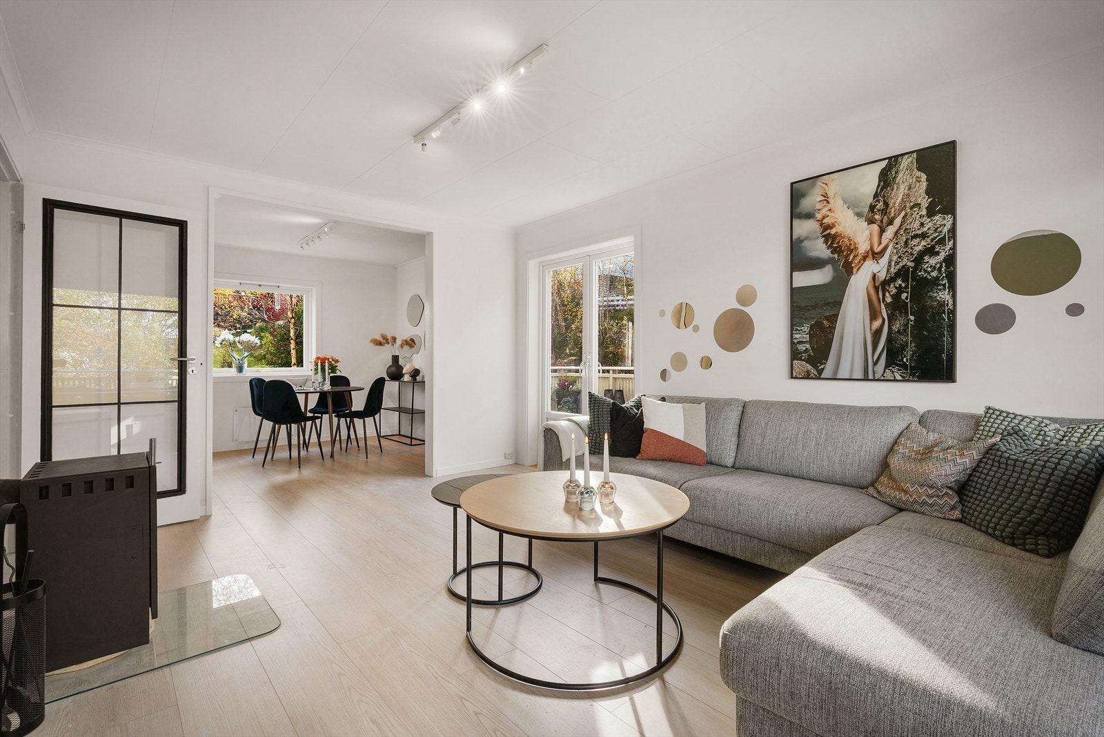 - Stuen måler 18,2 m² - Galleribilde