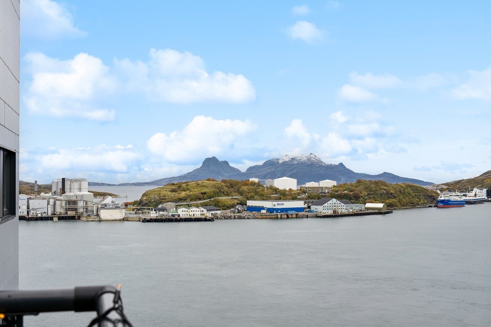 Nydelig utsikt mot Landegode Galleribilde