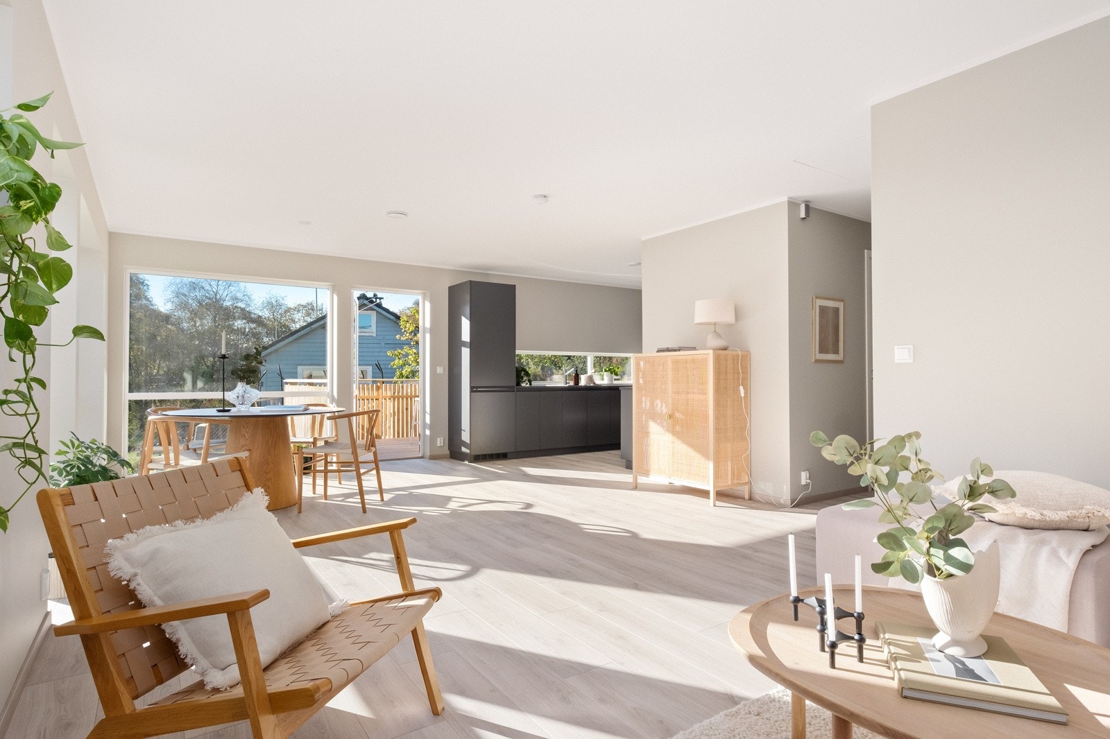 Her er det en pen en-stavs laminat på gulv fra Pergo. Galleribilde