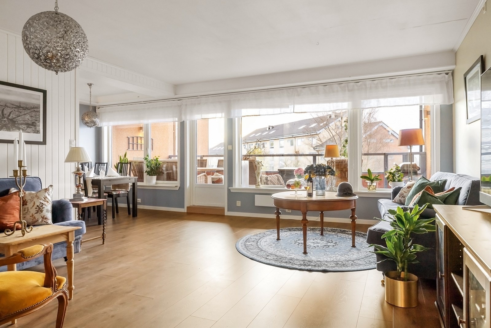 Utgang til stor balkong Galleribilde