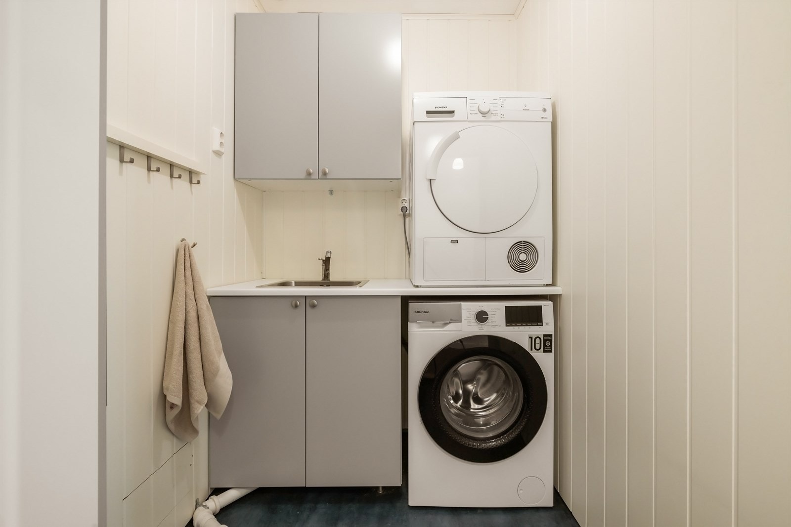 Vaskerom Galleribilde