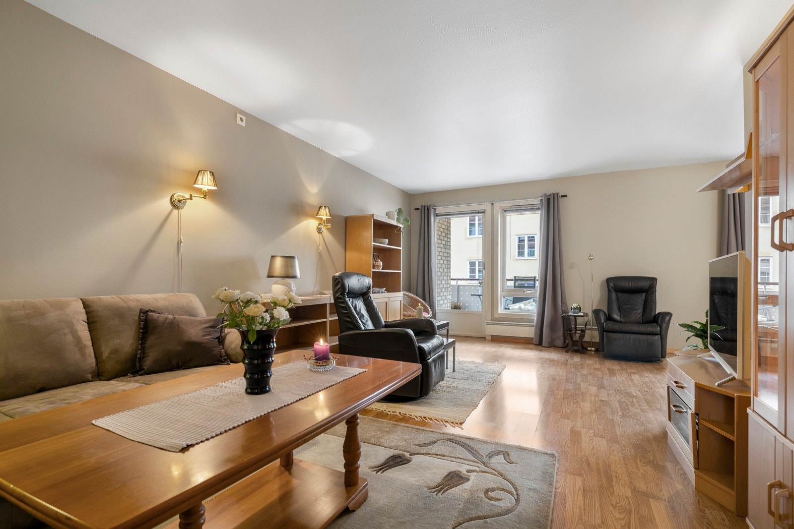 Vegg og tak er malt i august 2024. Galleribilde