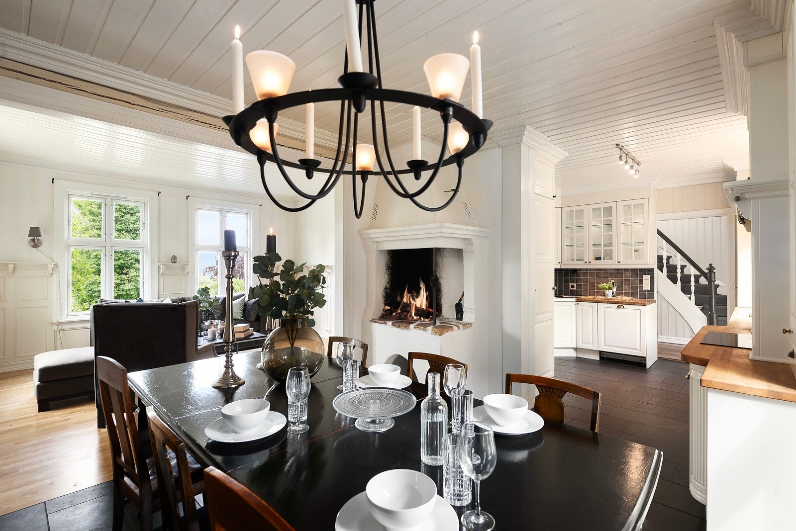 Her har en god plass til å samle familie og venner Galleribilde