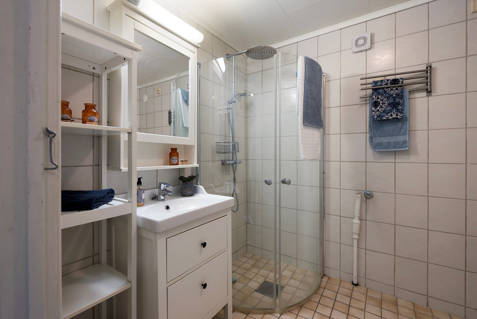 Badet ligger i første etasje Galleribilde