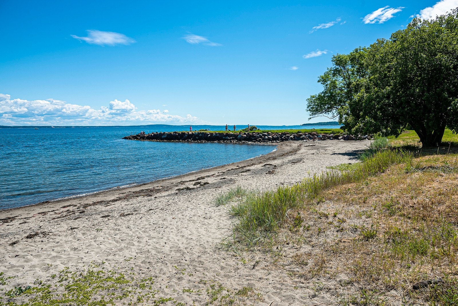 Flere bademuligheter i nærheten, her utpå Karljohansvern nede på Vollen Galleribilde