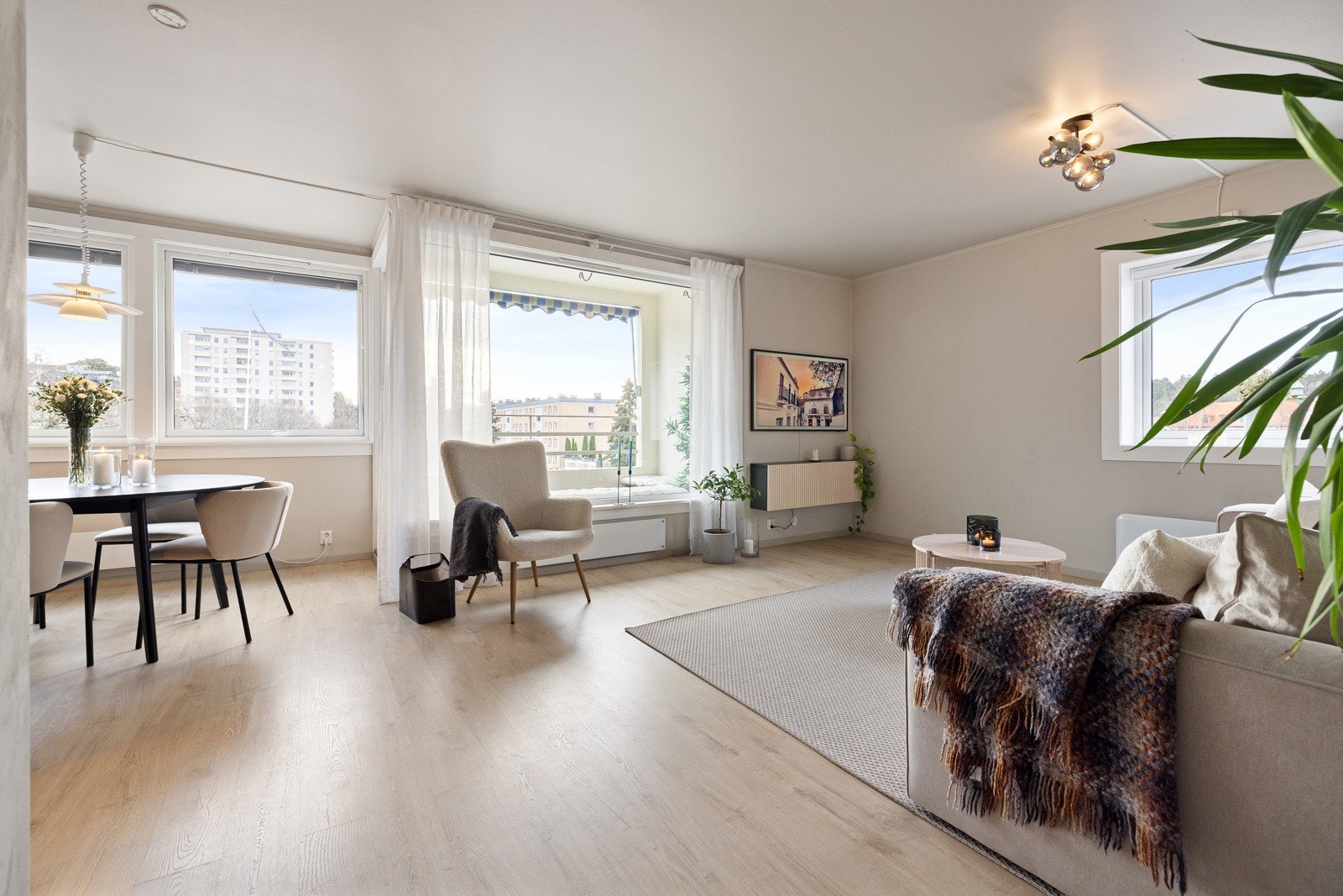 EIE eiendomsmegling ved Edvard Ingebrigtsen har gleden av å presentere Haakon Tveters vei 8. Galleribilde