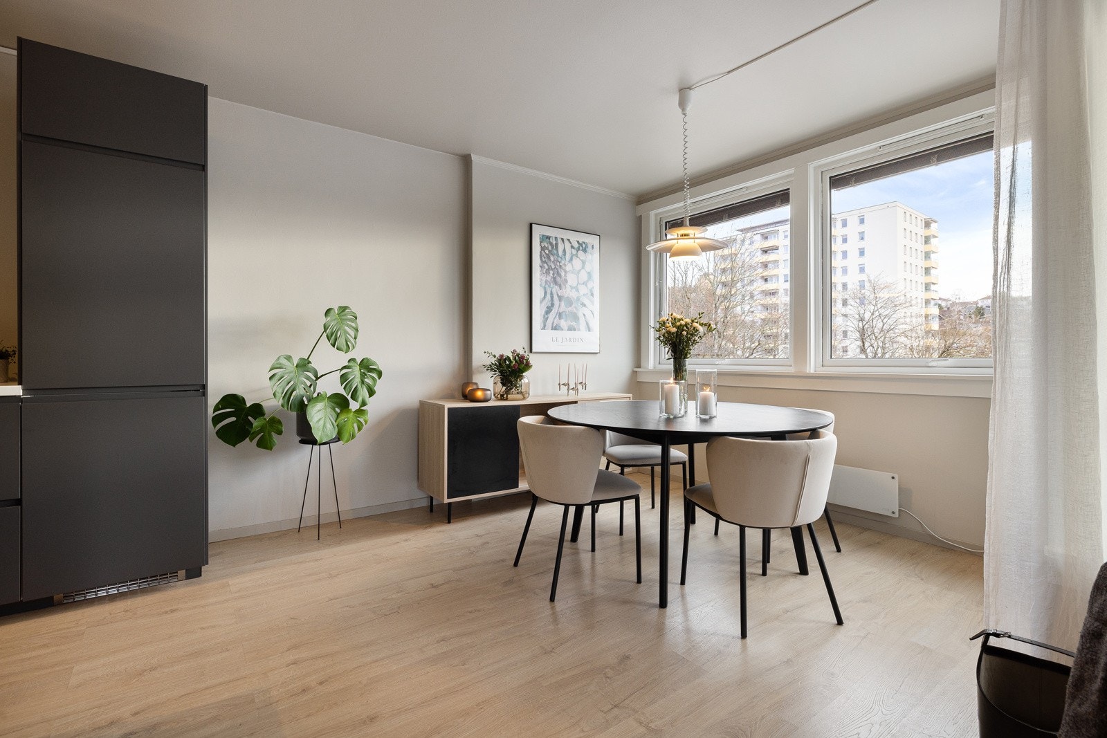 Varmtvann er inkludert i fellesutgiftene. Galleribilde