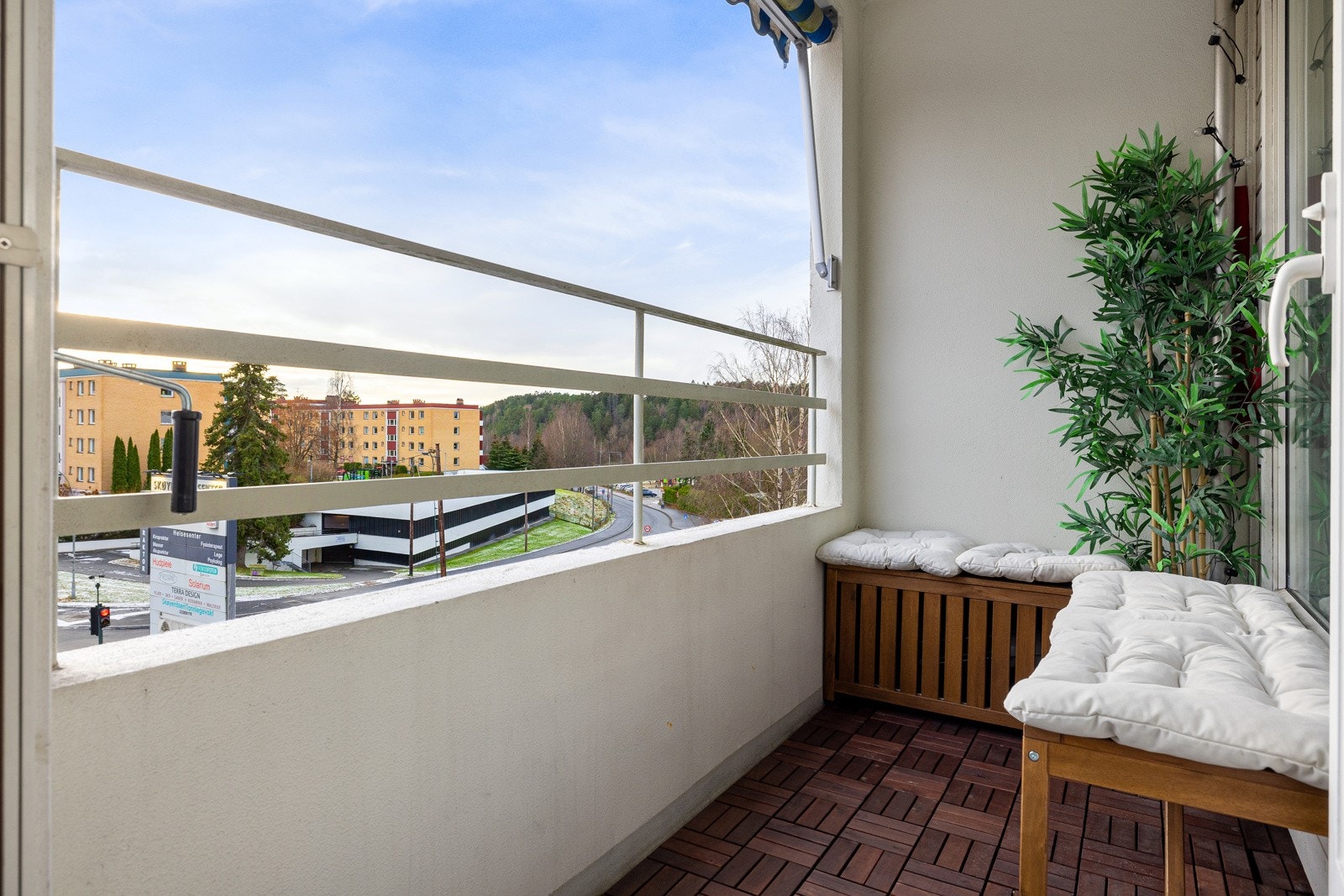 Fine solforhold og lite innsyn. Galleribilde