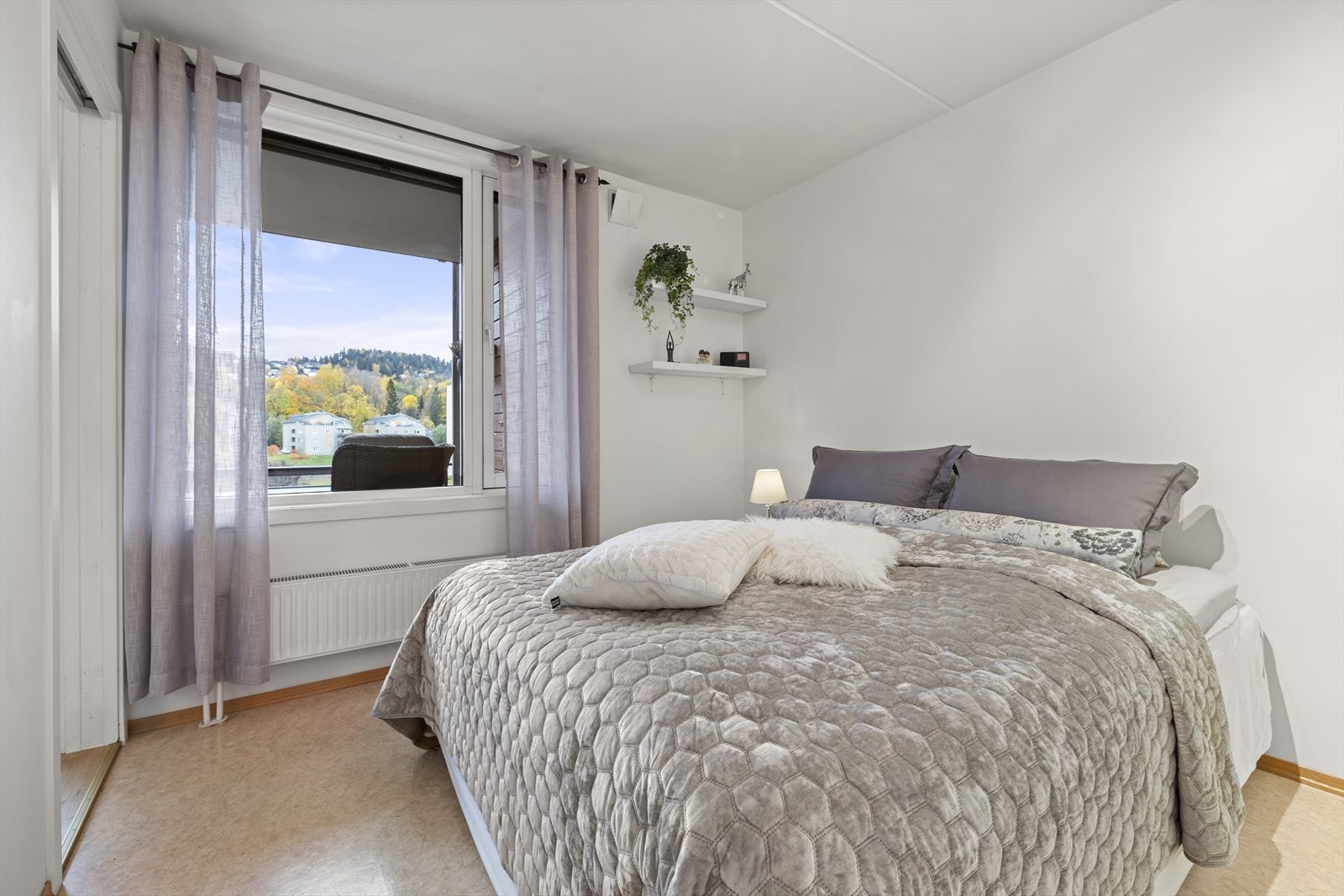 Soverommet er romslig og pent. Galleribilde