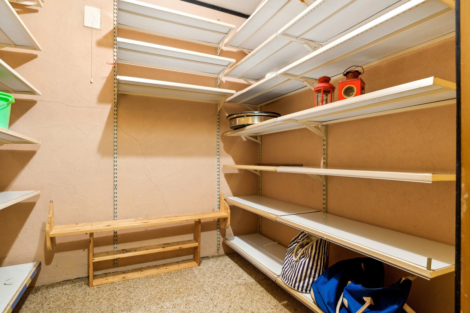 Disp.rom Galleribilde